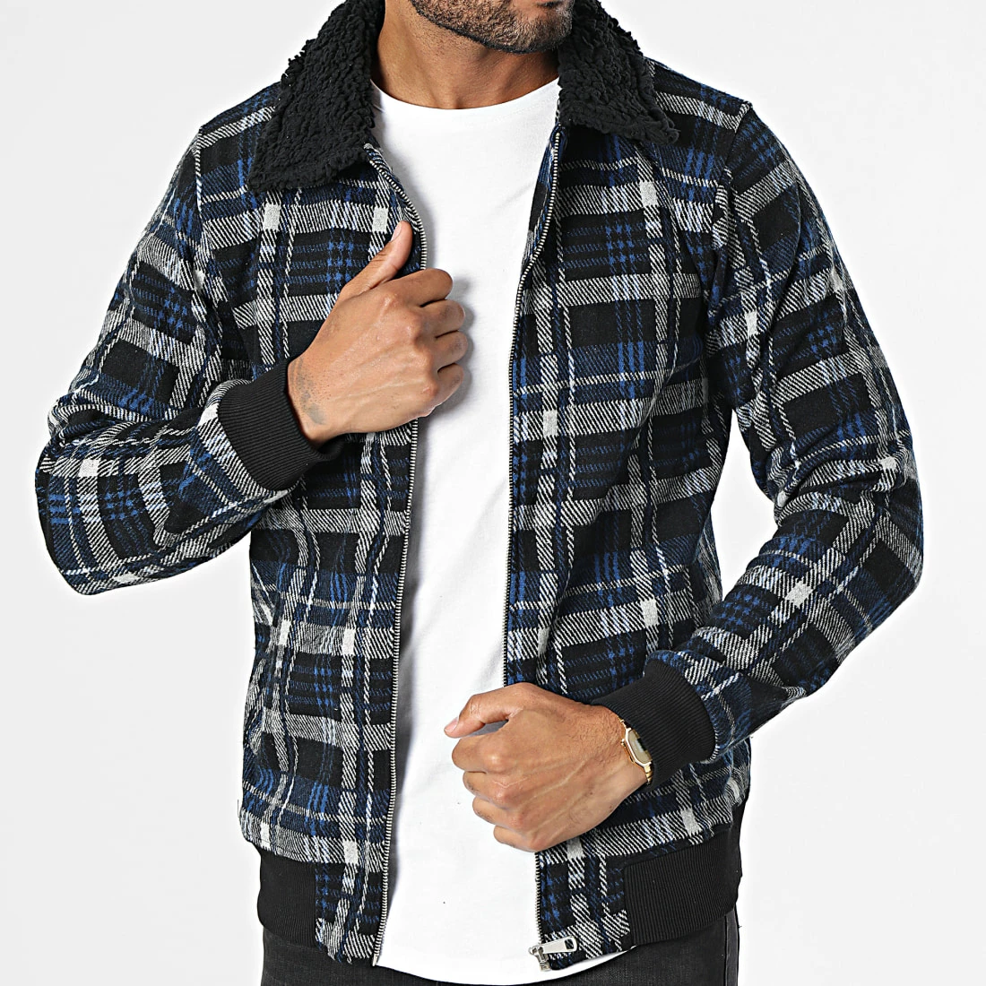 Sortie 🛒 Surchemise Carreaux 8041 Bleu Marine Noir de 2Y Premium 👍 3 Sortie 🛒 Surchemise Carreaux 8041 Bleu Marine Noir de 2Y Premium 👍