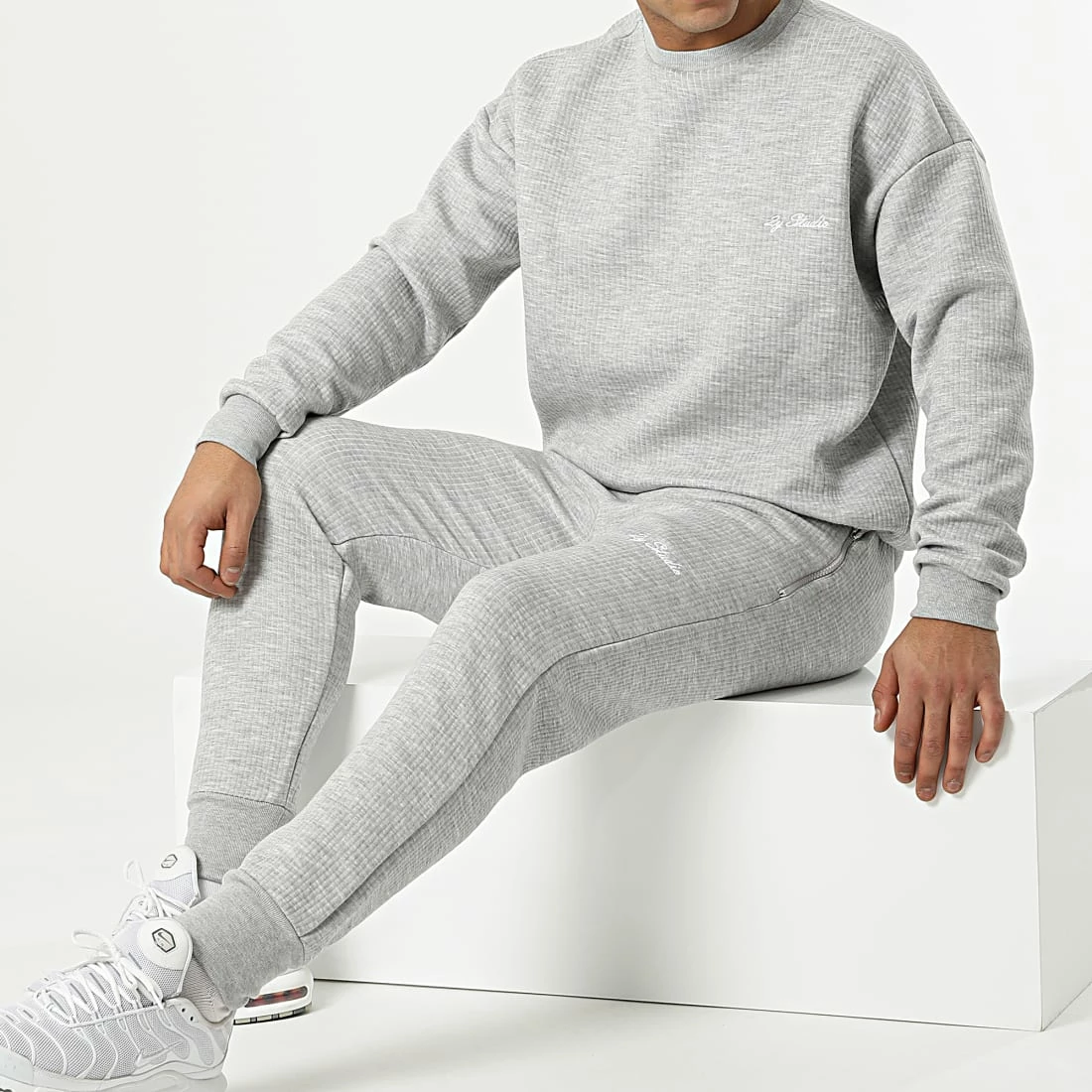 Bon marché 🎁 Ensemble de Survetement ADP-2036 Gris Chiné de 2Y Premium 🛒 3 Bon marché 🎁 Ensemble de Survetement ADP-2036 Gris Chiné de 2Y Premium 🛒