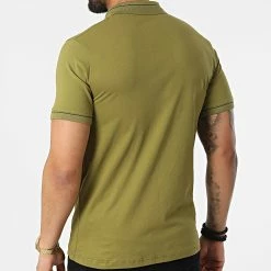 Le moins cher 🎉 Polo A Manches Courtes 2010 Vert Kaki de 2Y Premium 😉 -2Y Premium Soldes 2y premium 316285 2010 HAKI 20220427T160254 04