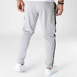 Acheter 😀 Pantalon Jogging A Bandes 2001 Gris de 2Y Premium 🥰 9 Acheter 😀 Pantalon Jogging A Bandes 2001 Gris de 2Y Premium 🥰 -2Y Premium Soldes 2y premium 327373 BYS 2001 1 LIGHT GREY 20220708T113112 04